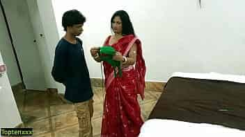 Desi beautiful bhabhi sudden sex with neighbor boy! Bhabhi sex