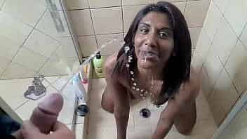 Desi whore getting her face soaked with piss in slowmo